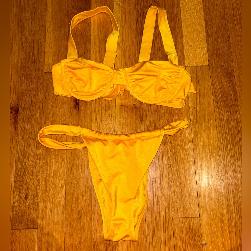 Pacsun bikini set small